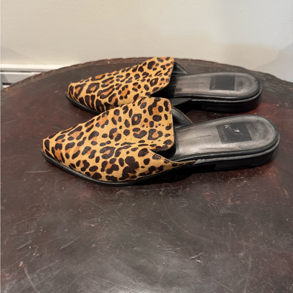 Dolce Vita Leopard Print Slip-On Mules - Tan/Black size 6.5